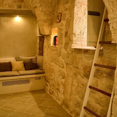 Deadomus55 Apartman Cisternino